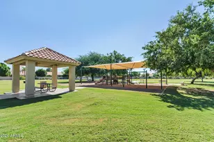 11501 W Laurelwood Ln, Avondale, AZ 85392 - Photo 34