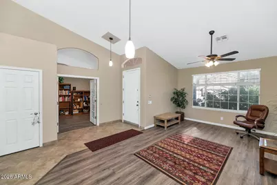 11501 W Laurelwood Lane, Avondale, AZ 85392 - Photo 8