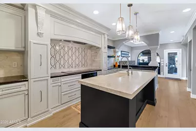 8638 N 84th Street, Scottsdale, AZ 85258 - Photo 10