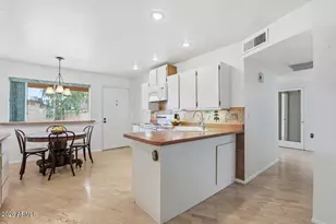 14860 N 21st Pl N, Phoenix, AZ 85022 - Photo 8