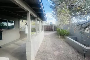 1621 S Marilyn Ann Dr, Tempe, AZ 85281 - Photo 6