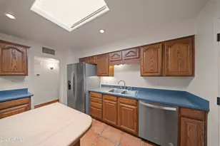 1621 S Marilyn Ann Dr, Tempe, AZ 85281 - Photo 18