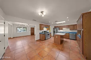1621 S Marilyn Ann Dr, Tempe, AZ 85281 - Photo 20