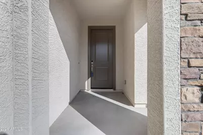 15035 S 178th Drive, Goodyear, AZ 85338 - Photo 4