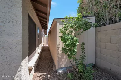 3227 W Kristal Way, Phoenix, AZ 85027 - Photo 30