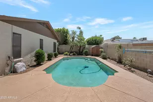 3227 W Kristal Way, Phoenix, AZ 85027 - Photo 28