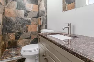 3444 W Corrine Dr, Phoenix, AZ 85029 - Photo 14