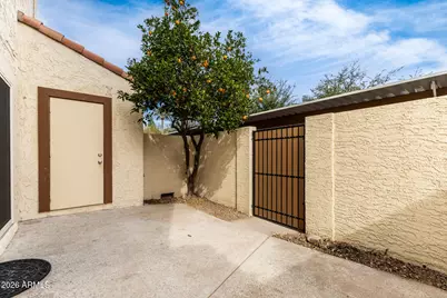 6533 N 7th Avenue #16, Phoenix, AZ 85013 - Photo 36