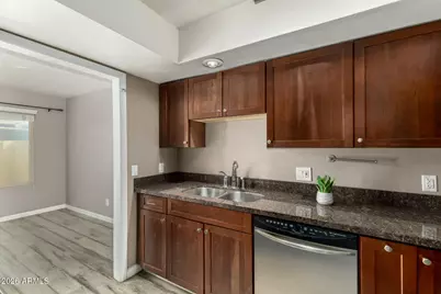 6533 N 7th Avenue #16, Phoenix, AZ 85013 - Photo 12