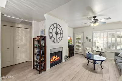 750 E Northern Avenue #1075, Phoenix, AZ 85020 - Photo 2