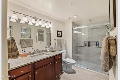 750 E Northern Avenue #1075, Phoenix, AZ 85020 - Photo 6