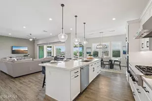 22822 N 97th Dr, Peoria, AZ 85383 - Photo 8