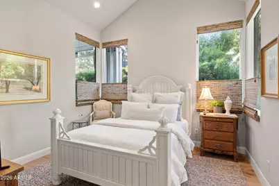 3715 E Sells Drive, Phoenix, AZ 85018 - Photo 38