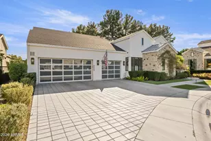 3715 E Sells Dr, Phoenix, AZ 85018 - Photo 2