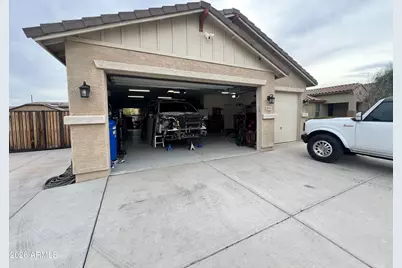 22351 N 185th Avenue, Surprise, AZ 85387 - Photo 40