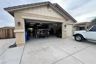 22351 N 185th Ave, Surprise, AZ 85387 - Photo 40