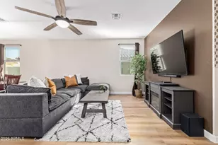 22351 N 185th Ave, Surprise, AZ 85387 - Photo 12