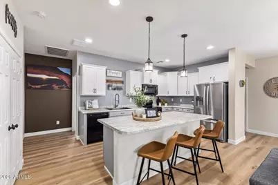 22351 N 185th Avenue, Surprise, AZ 85387 - Photo 6