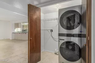 4701 E Winston Dr, Phoenix, AZ 85044 - Photo 26