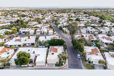 4701 E Winston Drive, Phoenix, AZ 85044 - Photo 32