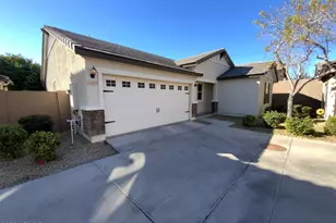 11682 N 166th Dr, Surprise, AZ 85388 - Photo 8