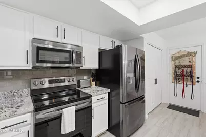 18622 N 94th Avenue, Peoria, AZ 85382 - Photo 10