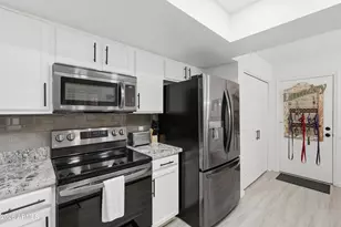 18622 N 94th Ave, Peoria, AZ 85382 - Photo 10