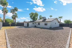 18001 N 43rd Way, Phoenix, AZ 85032 - Photo 2