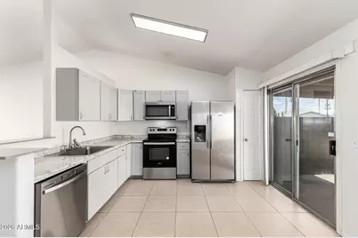 472 E Harrison Street, Chandler, AZ 85225 - Photo 6