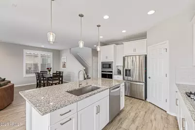 32426 N Daylight Drive, San Tan Valley, AZ 85144 - Photo 10