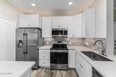 16013 S Desert Foothills Parkway #1129, Phoenix, AZ 85048 - Photo 2