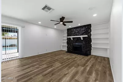 523 W Pampa Avenue, Mesa, AZ 85210 - Photo 8