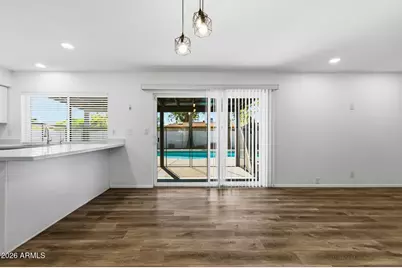 523 W Pampa Avenue, Mesa, AZ 85210 - Photo 6