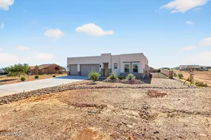 6736 E Vaquero Circle, Hereford, AZ 85615 - Photo 4