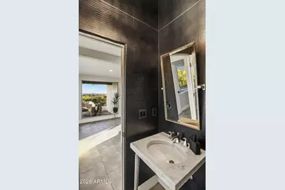 5518 E Rockridge Road, Phoenix, AZ 85018 - Photo 46