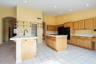 10619 E Arrowvale Dr, Sun Lakes, AZ 85248 - Photo 6