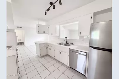 11221 N 103rd Avenue, Sun City, AZ 85351 - Photo 10