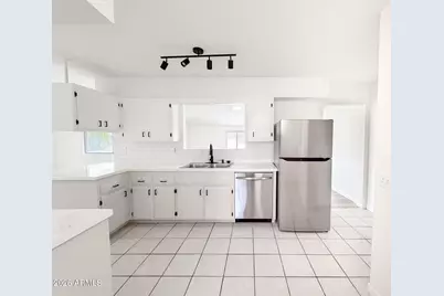 11221 N 103rd Avenue, Sun City, AZ 85351 - Photo 8