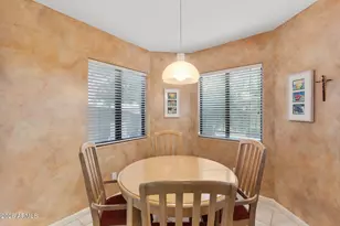 10497 E Cinnabar Ave, Scottsdale, AZ 85258 - Photo 24