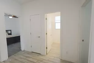 2318 E Harwell Rd, Phoenix, AZ 85042 - Photo 8