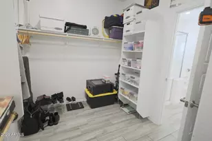 2318 E Harwell Rd, Phoenix, AZ 85042 - Photo 50