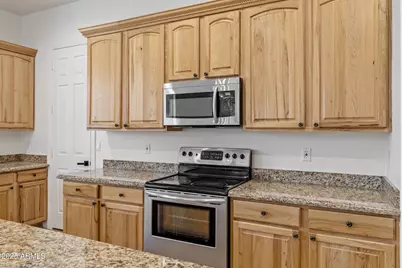 3111 E Canyon Creek Drive, Gilbert, AZ 85295 - Photo 10