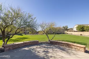 2725 E Mine Creek Rd, Phoenix, AZ 85024 - Photo 24