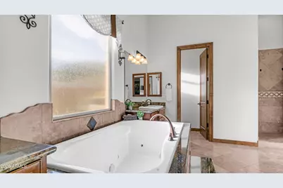 3110 W Glenhaven Drive, Phoenix, AZ 85045 - Photo 20