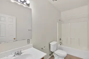 1476 E Avenida Grande, Casa Grande, AZ 85122 - Photo 18