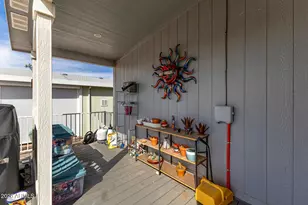 650 N Hawes Rd, Mesa, AZ 85207 - Photo 26