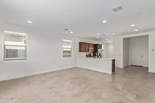 8910 W Palo Verde Dr, Glendale, AZ 85305 - Photo 8