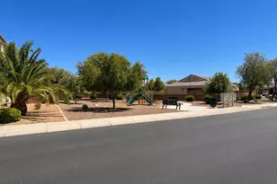 17193 W Lisbon Ln, Surprise, AZ 85388 - Photo 28