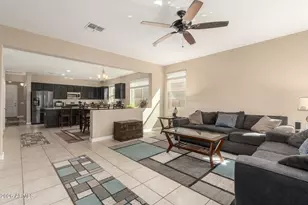 17193 W Lisbon Ln, Surprise, AZ 85388 - Photo 6