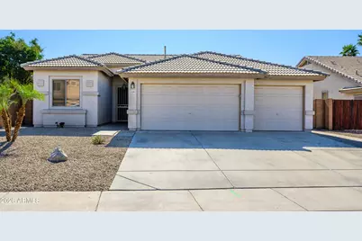 11195 W Alvarado Road, Avondale, AZ 85392 - Photo 1